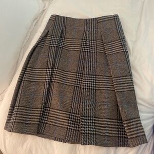 Burberry London 100% wool tweed skirt